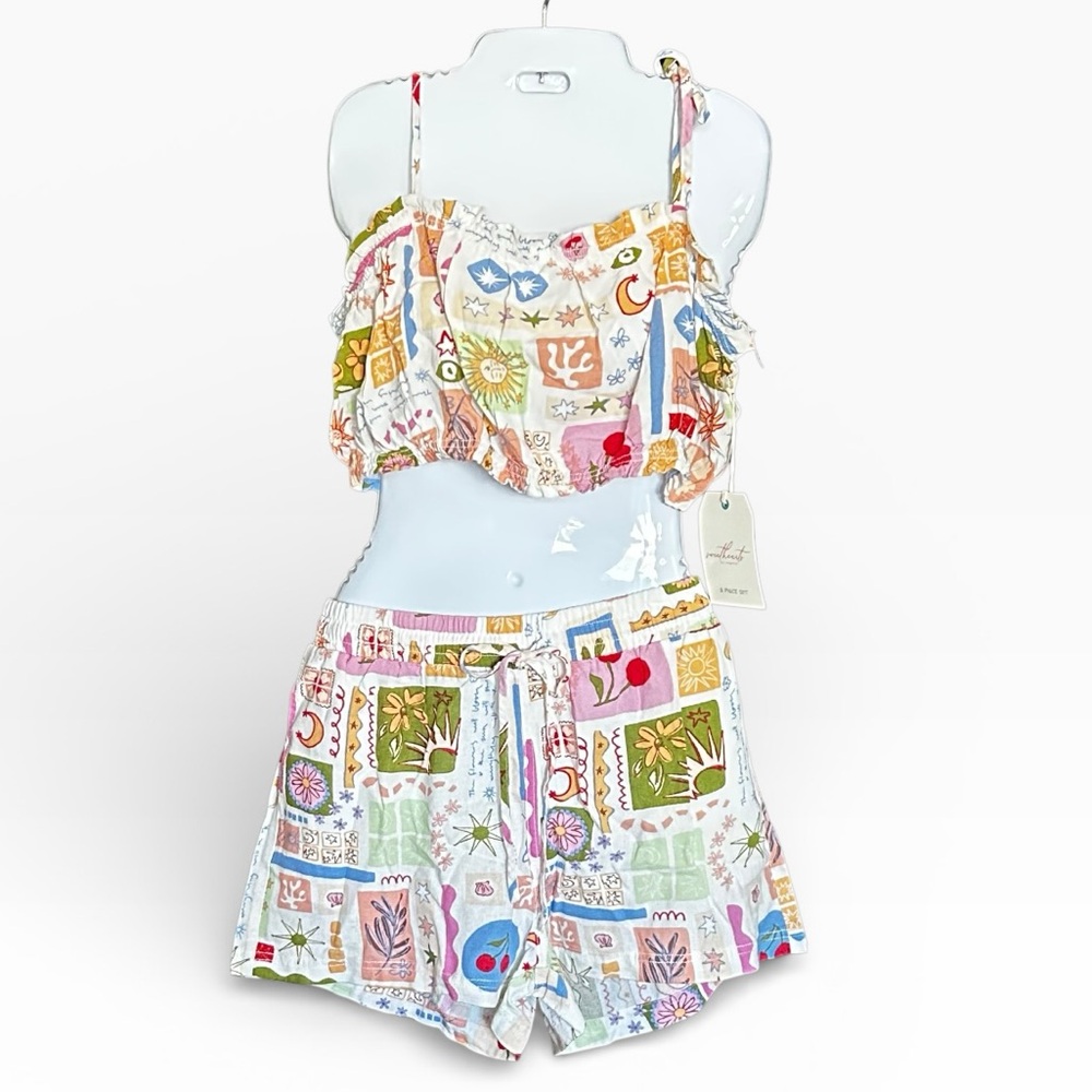 Vibrant Graphic Women's 2 piece shorts set size Xlarge